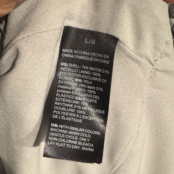 NWT White House Black Market Black, Gray, and Silver Long Sleeve Dress Size L - Picture 6 of 11